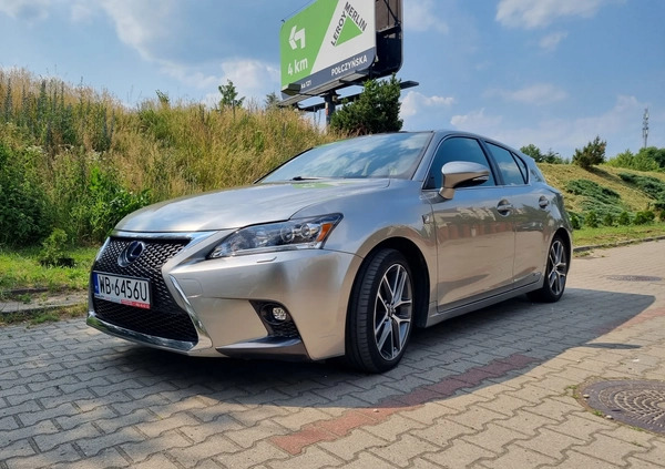 Lexus CT cena 72500 przebieg: 82000, rok produkcji 2017 z Warszawa małe 154